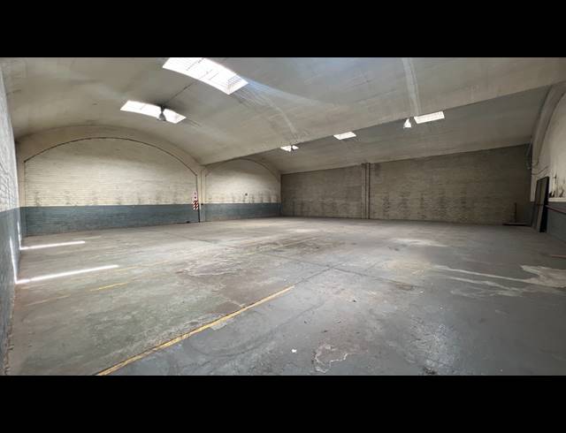 4,834M² FACTORY TO LET IN ALRODE